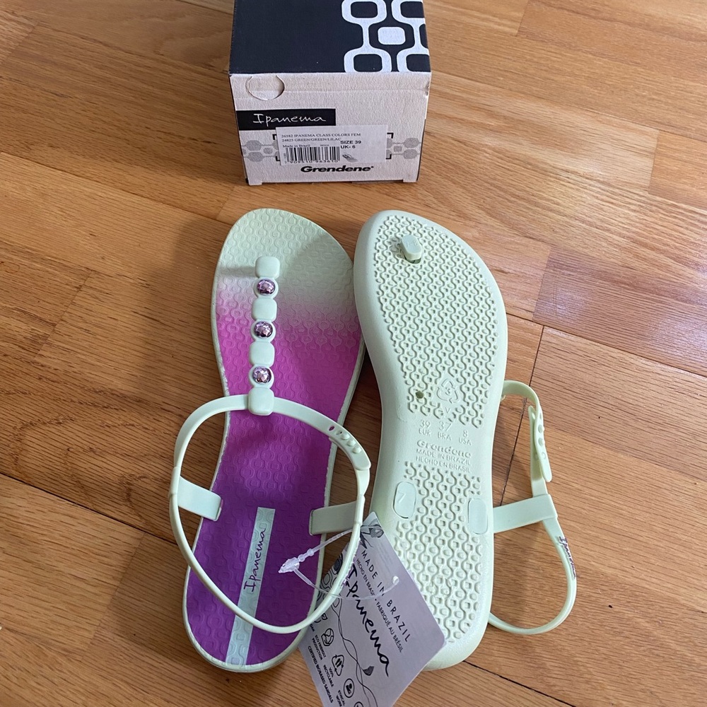 Pink and Green Casual Sandals with T-Strap Design